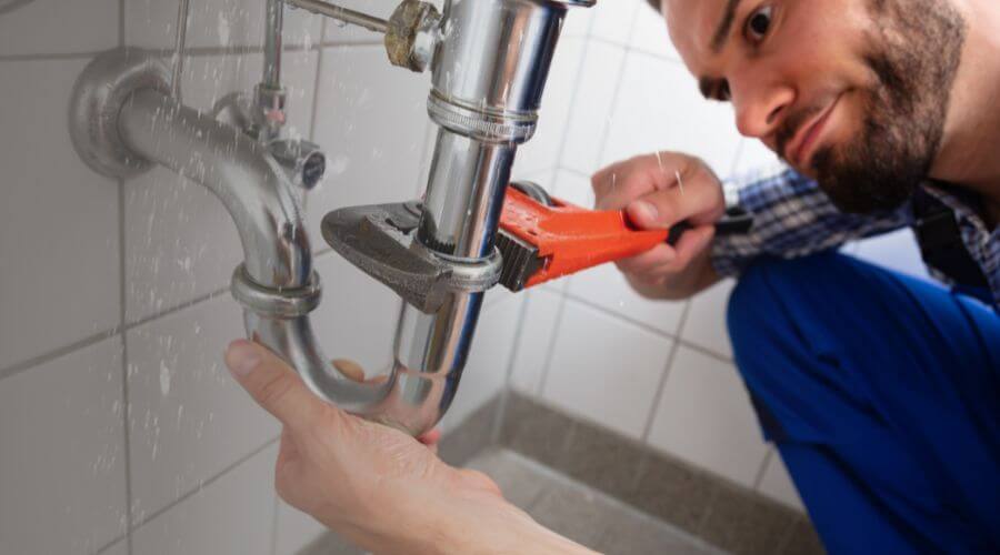 Professional same day plumber services in Como, MS